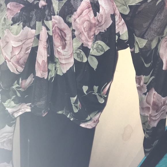 OBSESSIVE LOVE (lg) Floral CvrUp & Blk Dress - Picture 7 of 12